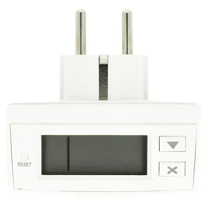 REV Energiekosten-Messgerät - Leistung: 3.680 W - Nahaufnahme eines weißen, digitalen Strommessgeräts mit EU-Stecker. Ideal zur Verbrauchskontrolle von Elektrogeräten.