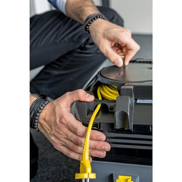 Kärcher Električni sesalnik za suho sesanje T 10/1  (585 W, Prostornina posode: 10 l, Z vrečko) | 2339 - Nass-/ Trockensauger Marke | BBDM - Reinigungsgeräte | BBD - Elektro WZ/Großmaschinen | BB - ElektroWZ/Großmaschinen | B - Werkz/Masch/Maschzubeh/Auto | BAUHAUS