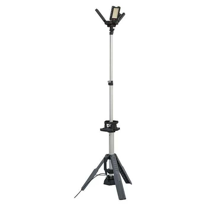 Brennenstuhl Mobiler LED-Strahler Dreikopf Stativstrahler - 100 W, L x B x H: 26 x 21 x 106 cm, IP34 - Ein tragbarer, höhenverstellbarer LED-Arbeitsscheinwerfer auf einem dunkelgrauen Stativ.