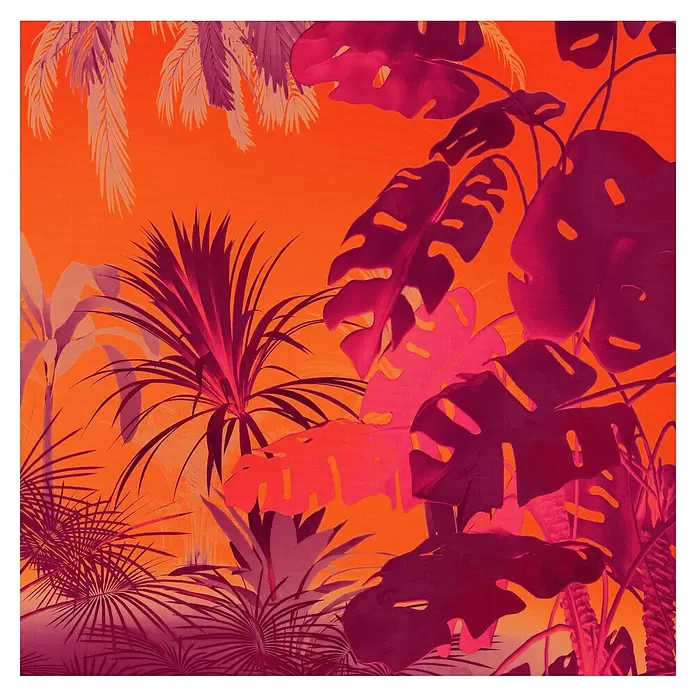 Komar Flair Fototapete Funky Jungle - B x H: 250 x 250 cm, Vlies - Lebendiger orangefarbener Stoff mit tropischem Muster aus pinken und violetten Palm- und Monstera-Blättern.