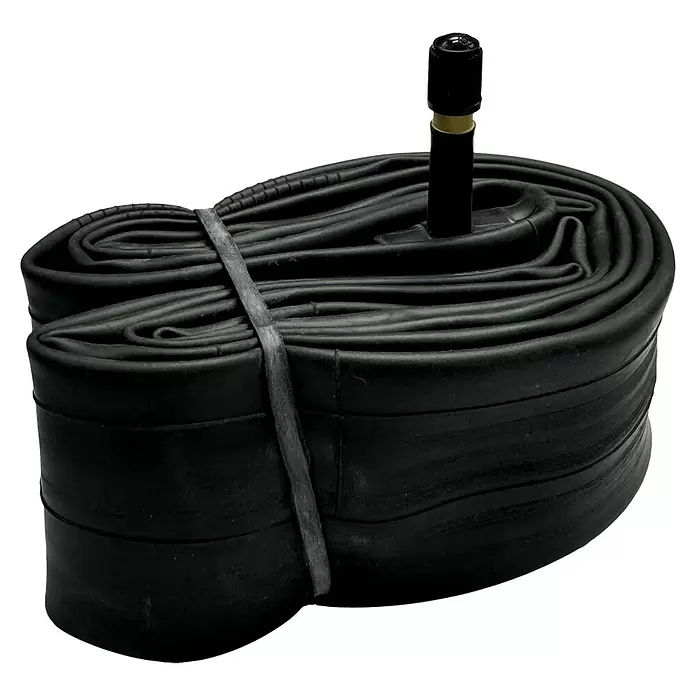 Fahrradschlauch - Pannensicher, 26 ", Autoventil - Gefalteter schwarzer Gummi-Fahrradschlauch mit sichtbarem schwarzem Ventil, mit Gummiband gesichert.