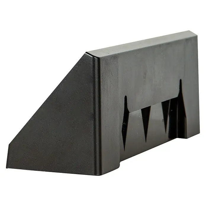 Arte confort Aplique solar para exterior Rigel - 0,6 W, L x An x Al: 14,5 x 5,1 x 5,8 cm, Negro, IP44 - Primer plano de un elemento de producto negro con ranuras en ángulo. El elemento es robusto y ofrece soluciones de almacenamiento prácticas.
