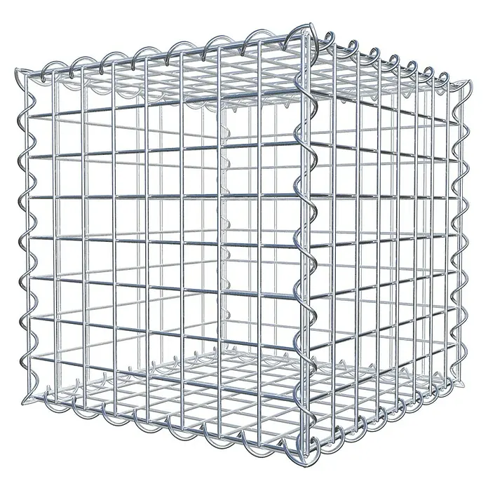 Gabiona Gabione - 40 x 40 x 40 cm, Metall, Maschenbreite: 50 mm, Maschenhöhe: 50 mm - Draufsicht eines leeren Gabionen-Steinkorbs aus verzinktem Stahl mit quadratischer Struktur und gewellten Kanten auf schwarzem Hintergrund.