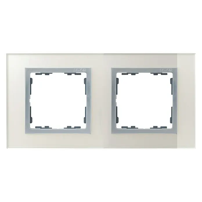 Simon 82 Marco Nature - Blanco alpino / plata, Modelo de mecanismos: x 2, Plástico, Colocar - Marco de vidrio doble para interruptores y enchufes de la marca Simon, ofreciendo un diseño de pared elegante.