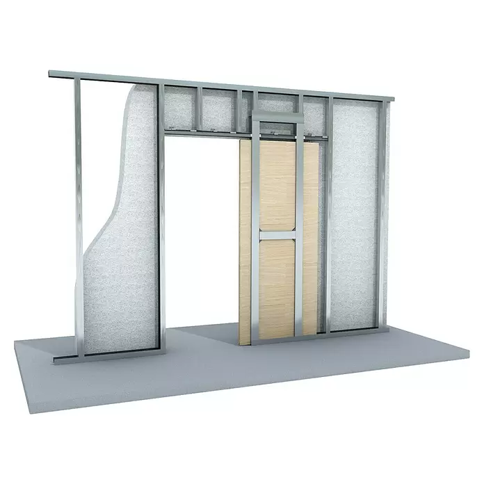 Entravia Montagewinkel-Set - Passend für: Entravia Simple-Pocket Schiebetürsystem - Querschnitt einer Metallständerwand mit weißer Dämmung und einer hellen Holz-Taschenschiebetür.