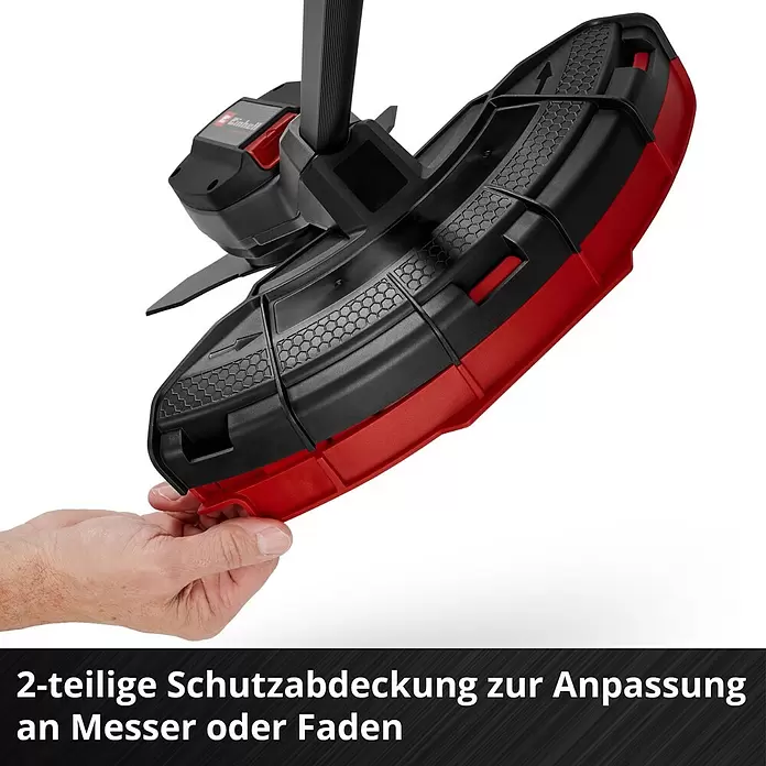 Einhell Professional Akku-Motorsense SOLO GP-BC 36/430 LI P BL - 36 V, Ohne Akku, Schnittbreite Faden: 43 cm, Schnittbreite Messer: 25,5 cm - Hand hält rot-schwarze 2-teilige Schutzabdeckung für Rasentrimmer, passend für Messer oder Faden.