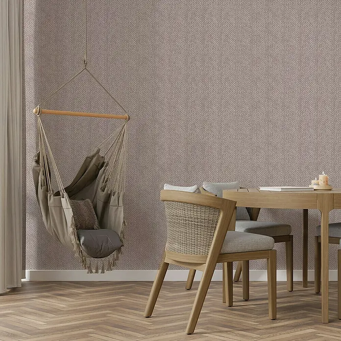 Lámina decorativa autoadhesiva vinílico Premium - 90 x 280 cm, Cima oscuro, Gris - Interior elegante con una silla colgante y una mesa de madera clara, destacando su elegancia natural.