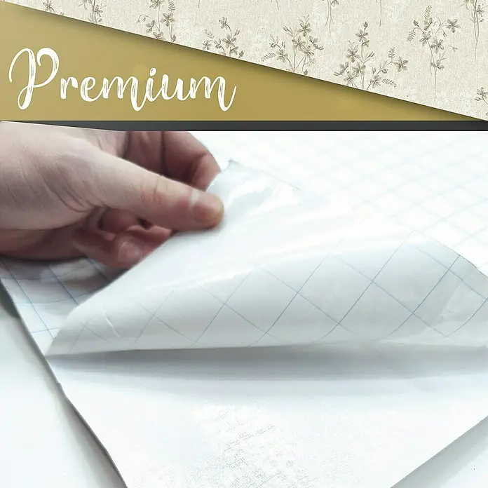 Lámina decorativa autoadhesiva vinílico Premium - 90 x 280 cm, Fiore, Beige - Primer plano de un rollo de film decorativo premium, parcialmente despegado para mostrar su superficie adhesiva de alta calidad.