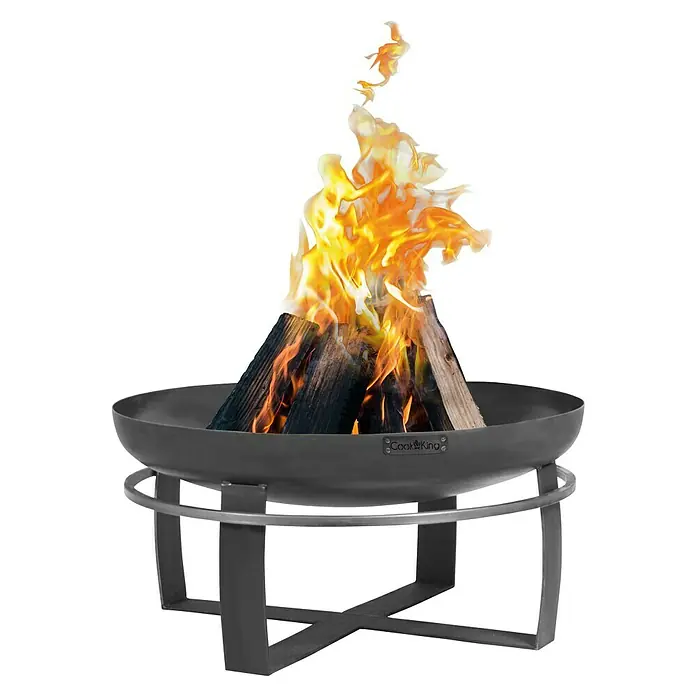CookKing Feuerschale Viking - Durchmesser: 60 cm, Stahl - Dunkelgraue Metall-Feuerschale mit brennenden Holzscheiten und hellen Flammen.