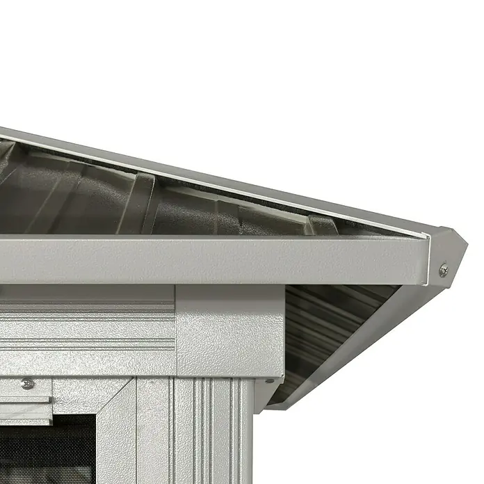 Sojag Standard-Pavillon Olan 1014 - Anthrazit, Aluminium, B x T: 311,1 x 435,6 cm - Nahaufnahme eines grauen, strukturierten Metalldachüberstands eines Schuppens mit sichtbarer Schraube und Gitter.
