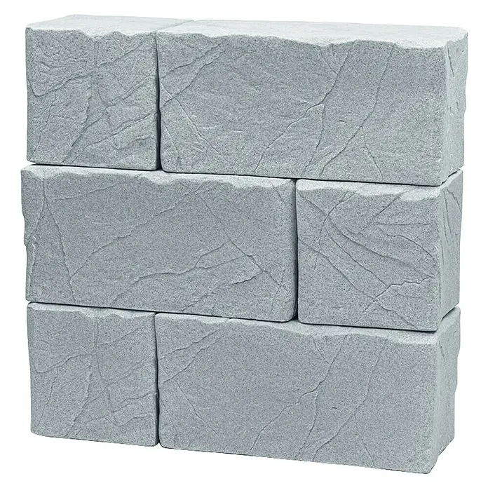Arves Regenspeicher Stone Block - 400 l, Hellgrau - Graue, strukturierte Steinblöcke, gestapelt für eine Mauer oder Landschaftsgestaltung.