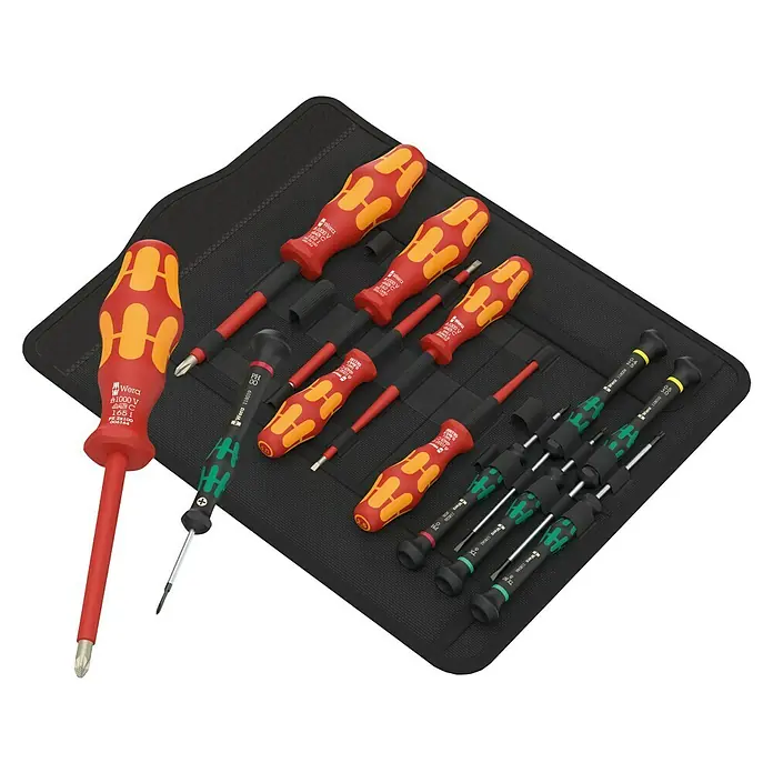 Wera Schraubendreher-Set Kraftform Special Edition 1 - 12 -tlg. - Wera Schraubendreher-Set in einer schwarzen Rolltasche. Enthält isolierte Schraubendreher mit rot/gelben Griffen und Feinmechaniker-Schraubendreher mit schwarz/grünen Griffen.