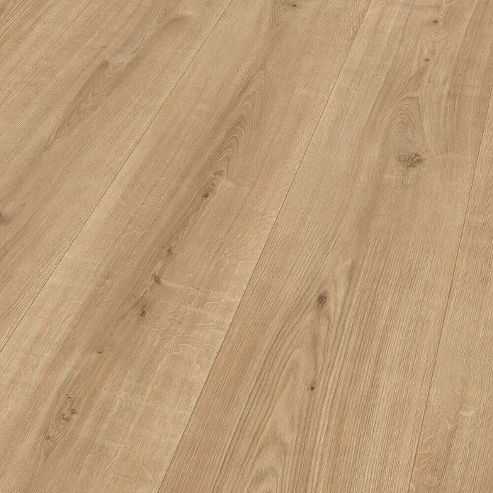 Egger Laminat NatureSense - Ortega Eiche, Landhausdiele, 1.292 x 327 x 8 mm - Nahaufnahme von hellem Eichenparkett, das eine warme, natürliche Holzstruktur mit Astlöchern und Maserung zeigt.