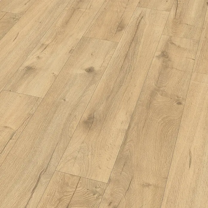 Egger Laminat NatureSense - Loja Eiche natur, Landhausdiele, 1.292 x 193 x 8 mm - Nahaufnahme von hellem Laminatboden mit Holzmaserung. Perfekt für moderne Wohnräume, bietet er eine stilvolle und pflegeleichte Oberfläche.