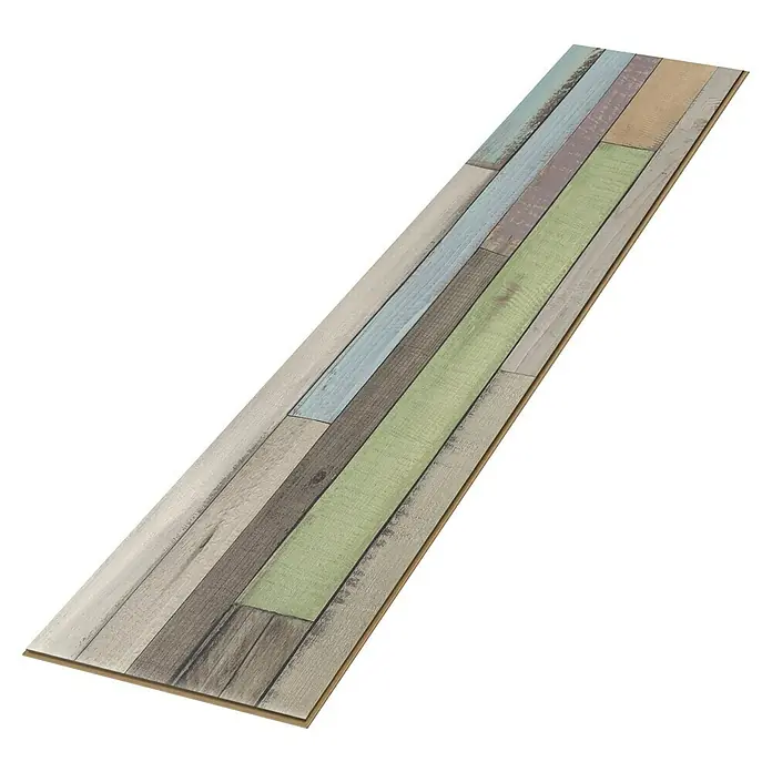 Egger Laminat NatureSense - Dimas Wood bunt, Schiffsboden, 1.292 x 193 x 7 mm - Diese Aufnahme zeigt ein einzelnes Paneel eines farbenfrohen Holzbodenbelags, der eine Mischung aus Holzfarben in einem modernen Design präsentiert.