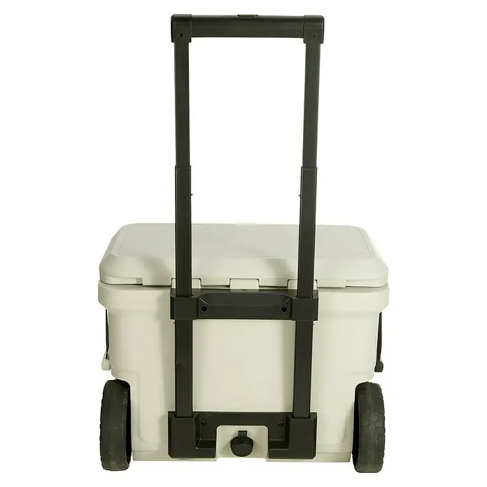 Coleman Kühlbox Pro 55QT - L x B x H: 65 x 37 x 48 cm, Schwarz, 52 l - Ansicht von hinten einer Kühlbox mit Rädern und ausziehbarem Griff. Ideal für Outdoor-Aktivitäten und zum Kühlhalten von Getränken und Speisen.
