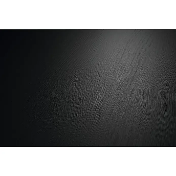 Egger Laminat Aquadura+ - Almington Eiche natur, Landhausdiele, 1.292 x 193 x 7,5 mm - Nahaufnahme einer dunklen Holzoberfläche, die die feinen Maserungen und die subtile Textur des Materials hervorhebt. Elegantes Design für moderne Möbel.