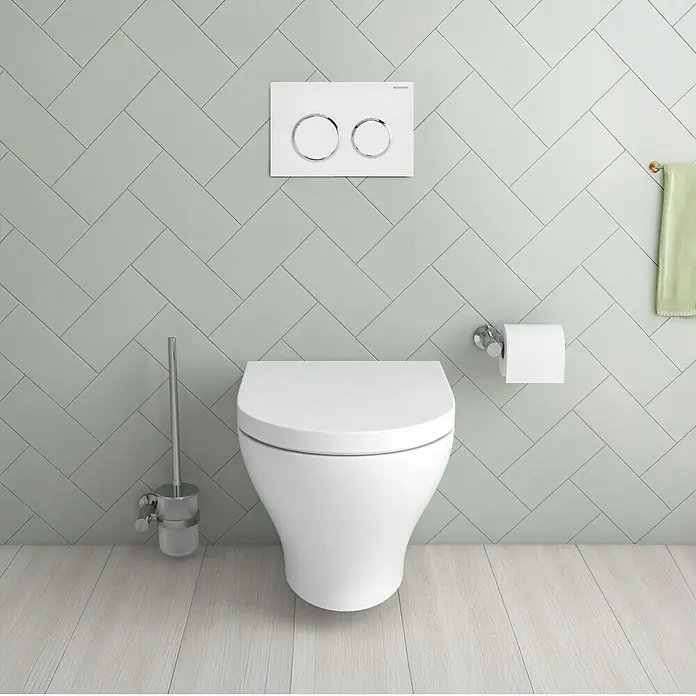 Geberit Betätigungsplatte Omega 20 - 115.085.KJ.1 - Weiß Hochglanz, 2-Mengen-Spülung - Ein modernes, wandhängendes WC mit einer eleganten Betätigungsplatte und einer praktischen Toilettenbürste.