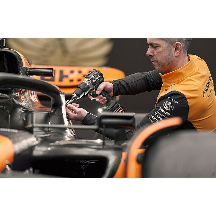 DeWalt Taladro atornillador percutor de batería McLaren DCD85MM2T (18 V, 2 baterías, 4 Ah, 90 Nm) | BAUHAUS