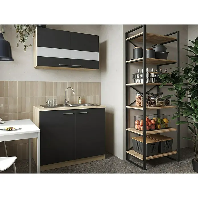Respekta Merle Komplettspüle Typ 1 - 100 x 60 cm, Schwarz - Das Küchenbild zeigt eine moderne Regalstruktur aus Metall und Holz, gefüllt mit Küchenutensilien und Vorräten, neben einem Küchenspülbecken.