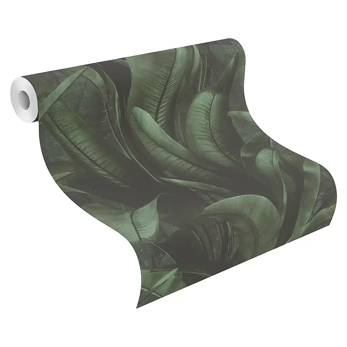 Rasch Back To Nature Vliestapete Blätter - Dunkelgrün, Floral, 10,05 x 0,53 m - Rolle dunkle grüne Tapete mit tropischem Blättermuster, teilweise abgerollt.
