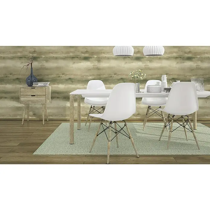 Rasch Florentine IV Vliestapete Shadows - Grünbeige, Grafisch, 10,05 x 0,53 m - Esszimmer mit modernem Esstisch, weißen Stühlen, einem Beistelltisch und sanften Farbtönen für eine entspannte Atmosphäre.
