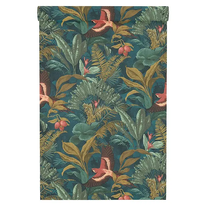 Rasch Selection Vliestapete Vinyl Dschungeltapete - Bunt, Floral, 10,05 x 0,53 m - Gemustertes tropisches Material mit grünen, goldenen Blättern, roten Beeren und fliegenden roten Vögeln auf dunkelblaugrünem Hintergrund.