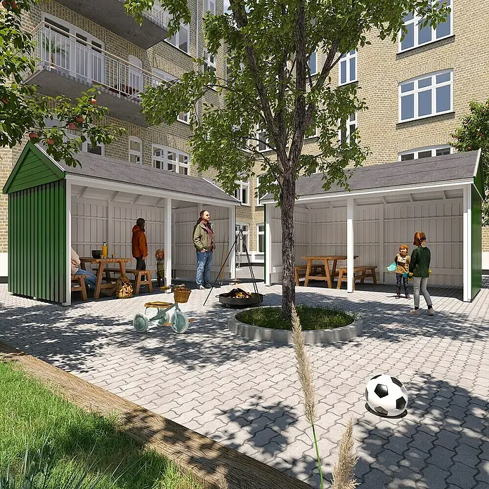 Plus Gartenhaus Classic Multi offen - Außenmaß inkl. Dachüberstand (B x T): 432 x 254 cm, Holz, Natur, Nur Gartenhaus - Lebendige Hofszene mit überdachten Sitzbereichen, spielenden Kindern und einem Fußball, der zum Verweilen einlädt.