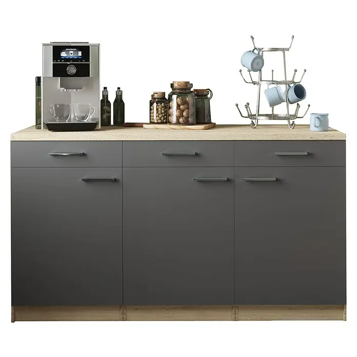 Respekta Merle Unterschrank - B x T x H: 150 x 60 x 85 cm, Grau - Eine elegante Küchenzeile mit einer modernen Kaffeemaschine, Vorratsgläsern und einer Tassenhalterung. Die grauen Schränke passen gut zur hellen Arbeitsplatte.