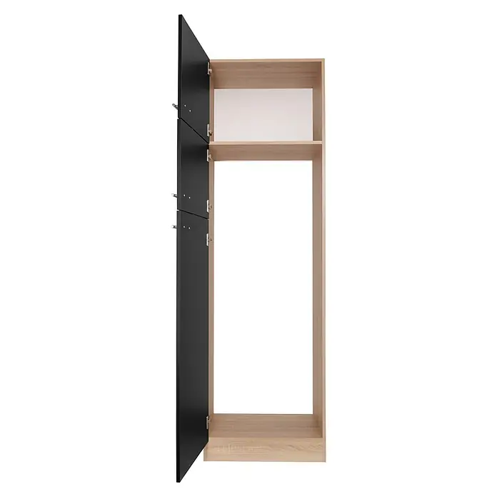 Respekta Merle Kühlumbauschrank - B x T x H: 60 x 60 x 200 cm, Schwarz - Offener, beiger Kleiderschrank mit geöffneten, schwarzen Türen. Der Schrank ist mit einem Einlegeboden und einem dunklen Innenraum ausgestattet.