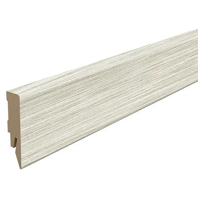 Egger Sockelleiste Cubical L557 Eiche Sedan - 240 cm x 14 mm x 58 mm, MDF - Die elegante Sockelleiste in heller Holzoptik verleiht jedem Raum ein stilvolles Ambiente. Ein echtes Highlight für moderne Wohnräume.
