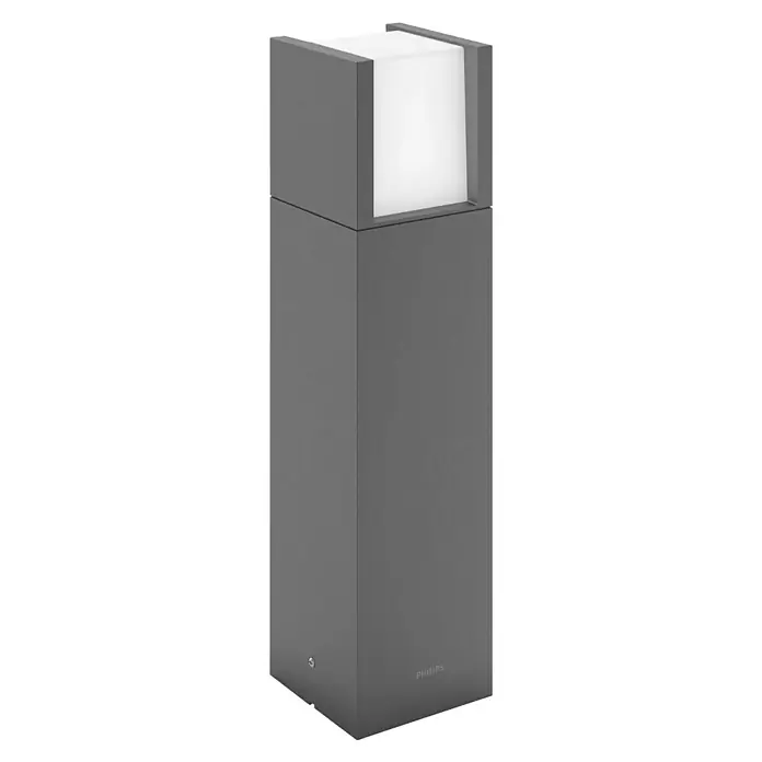 Philips Arbour Außensockelleuchte - Warmweiß, 10 x 10 x 40 cm, Mit Leuchtmittel - Produktansicht eines Philips Gartenpollerleuchte. Die graue Außenleuchte sorgt mit ihrem modernen Design für eine angenehme Atmosphäre im Garten.