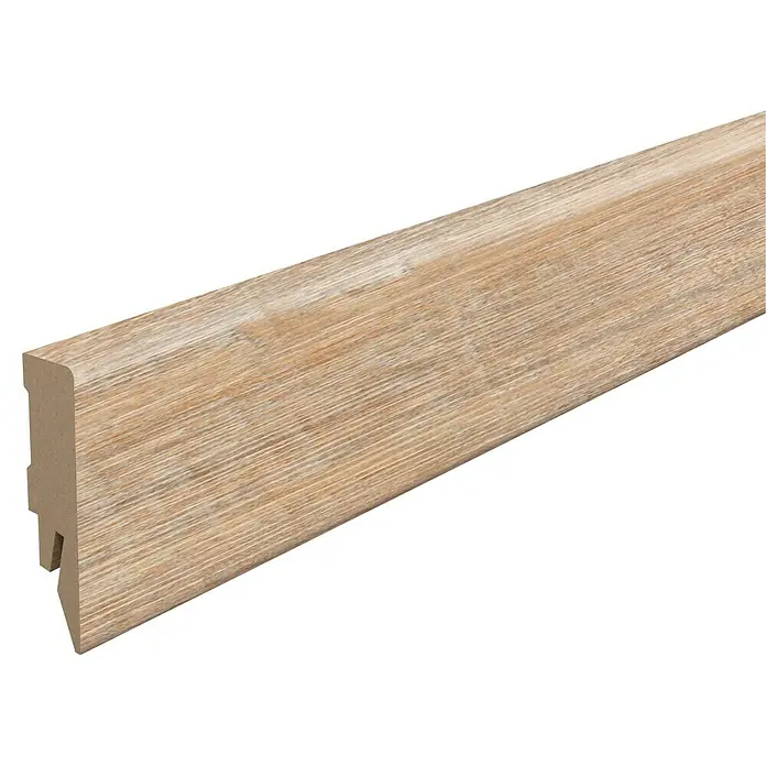Egger Sockelleiste Cubical L648 Woodwork Eiche - 240 cm x 14 mm x 58 mm, MDF - Holzsockelleiste mit hellbrauner Holzmaserung. Perfekt für stilvolle Bodenabschlüsse in jedem Raum. Langlebig und einfach zu montieren.