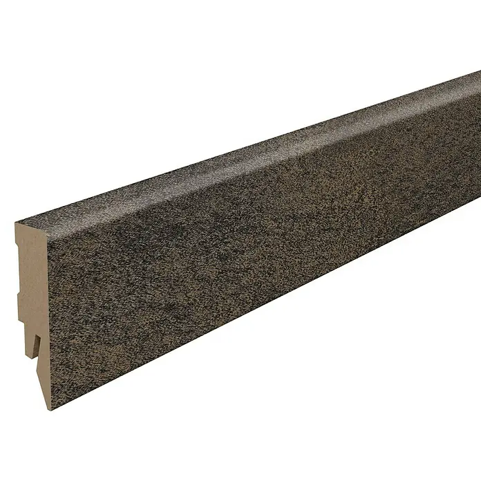 Egger Sockelleiste Cubical L676 Titanit anthrazit - 240 cm x 14 mm x 58 mm, MDF - Detailaufnahme einer Bilderleiste mit dekorativer Oberfläche und präzisen Aussparungen zur Rahmenmontage, ideal für Kunstwerke.