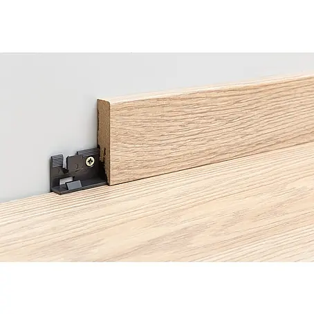 Egger  Leistenclip