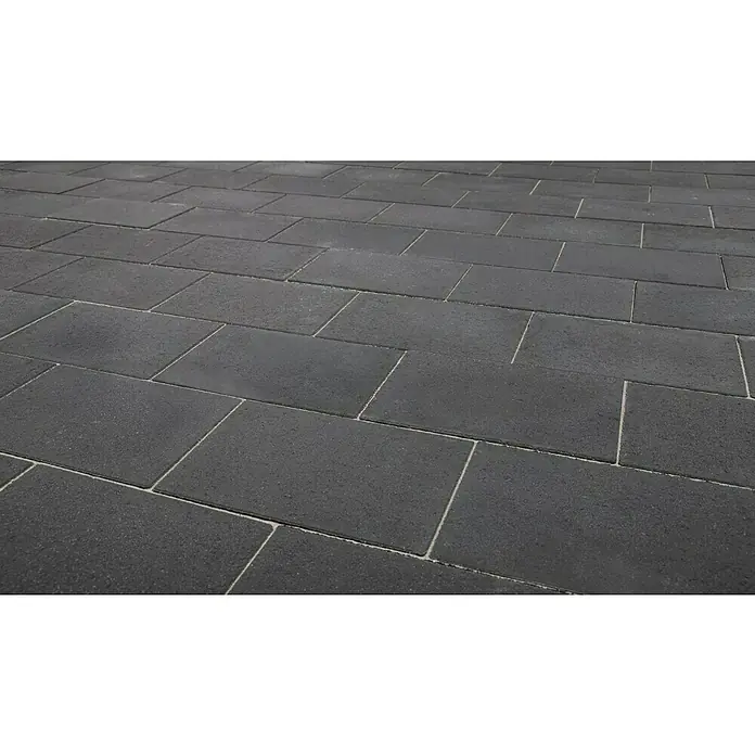 EHL Pflasterstein Cortona - Anthrazit, 30 x 20 x 8 cm, Rechteckig - Aufnahme von grauen Pflastersteinen, die ein modernes und elegantes Flächenmuster für Außenbereiche bilden.