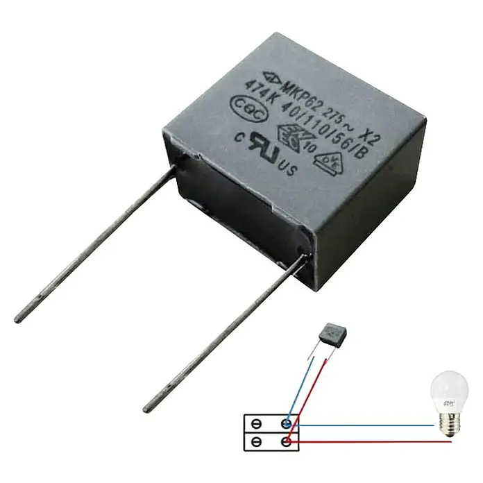 EDM Transformador LED para bombilla - Gris, 5 ud. - Primer plano de un condensador MKP62 275V X2, 474K 40/110/56/B, con certificaciones CQC y UL, utilizado en circuitos electrónicos.