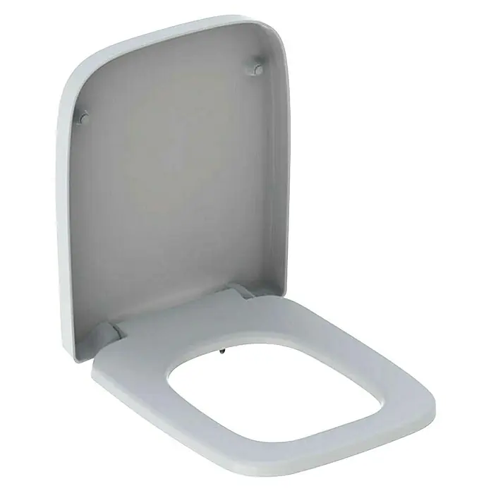 Geberit Renova Plan WC-Sitz Typ 1 - Duroplast, Weiß, Mit Absenkautomatik - Nahaufnahme eines weißen WC-Sitzes mit Deckel, der leicht geöffnet ist und einen modernen, rechteckigen Stil zeigt.