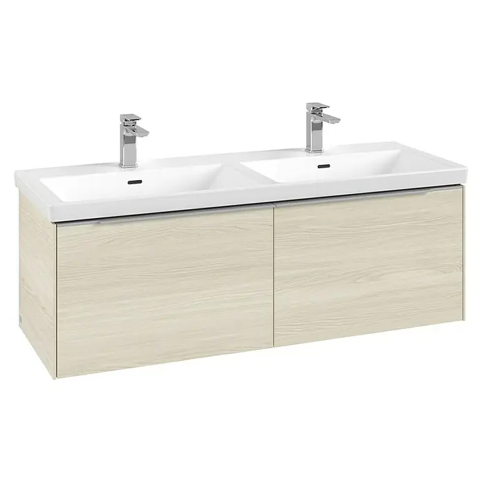 Villeroy & Boch Subway 3.0 Waschbeckenunterschrank - White Oak, Anzahl Schubladen: 2 Stk., Farbe Griff: Aluminium glänzend, B x T x H: 127,2 x 47,8 x 42,9 cm, Ohne Beleuchtung, Geeignet für Doppelwaschtisch - Doppelwaschtischunterschrank aus hellem Holz mit zwei weißen Waschbecken und zwei Chromarmaturen.