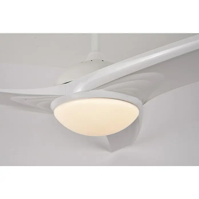 Ventilador de techo Elegance - Blanco, 132 cm, 35 W, Blanco cálido - Primer plano de un moderno ventilador de techo blanco con iluminación integrada, que irradia un brillo cálido y acogedor.