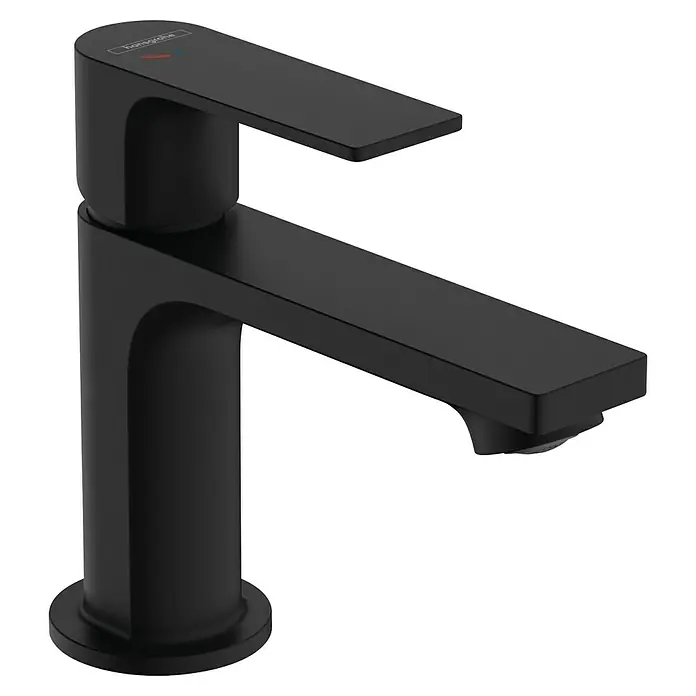 Hansgrohe Rebris E Waschtischarmatur 80 CoolStart Eco - Schwarz, Durchflussmenge: 4 l/min, Ausstattung Armatur: Zugstange - Bild einer modernen, schwarzen Hansgrohe Waschtischarmatur mit klaren Linien und minimalistischem Design für das Badezimmer.