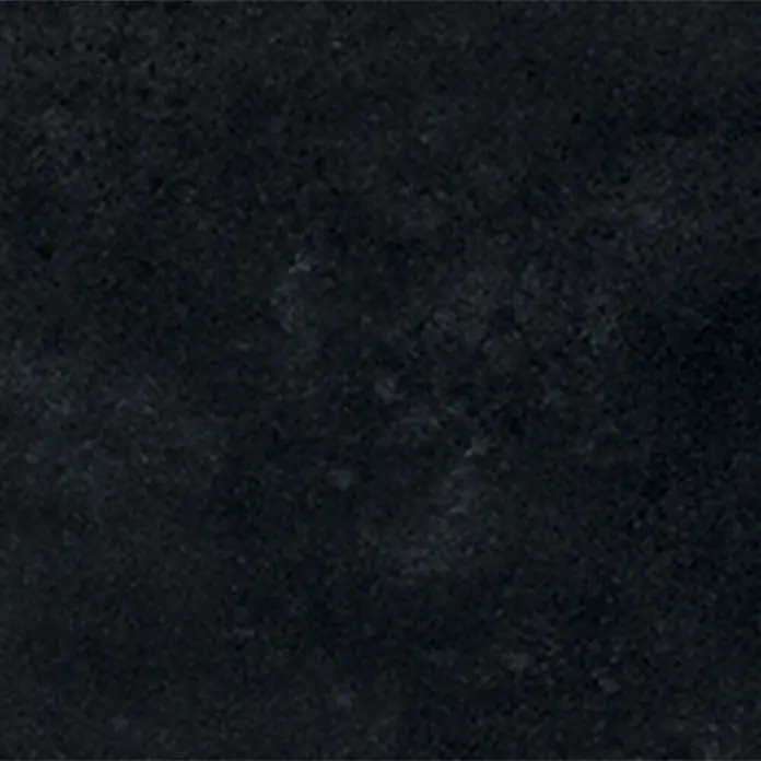 Art-Tec by Palazzo Feinsteinzeugfliese - 60 x 120 cm, Onyx, Matt - Nahaufnahme einer schwarzen Textur, die Tiefe und eine subtile Struktur zeigt, ideal für Hintergründe und Designelemente.