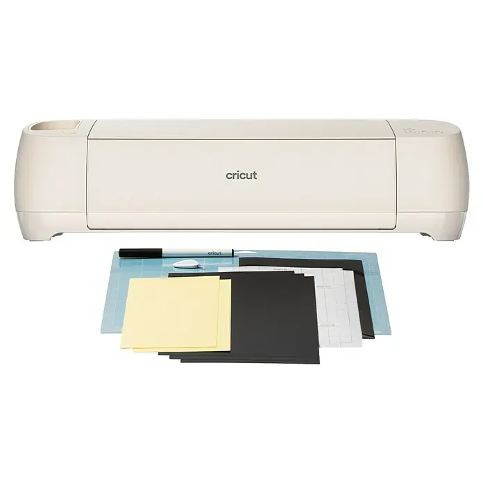 Cricut Plotter de corte Explore 4 - Blanco, Bluetooth, Ancho de corte: 29,7 cm, Longitud de corte: 3,6 m - Máquina Cricut color crema con tapete de manualidades, bolígrafo, herramienta y hojas de material.