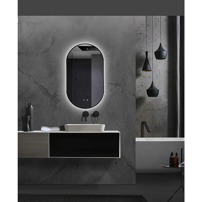LedImex Espejo con luz Tokyo - An x Al: 50 x 90 cm, Sensor, Negro - Baño moderno con espejo iluminado sobre un elegante mueble de lavabo. Las lámparas colgantes añaden acentos adicionales.