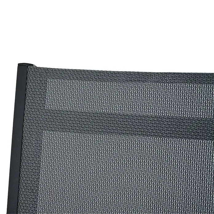 Siena Garden Stapelsessel Tauro - Ranotex-Gewebe, Stapelbar, Anthrazit, B x T x H: 63 x 70,5 x 99,5 cm - Detailaufnahme eines grauen Textilgewebes mit feiner Struktur, eingefasst in einen dunklen Rahmen.