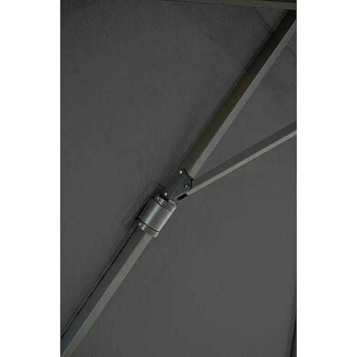 Siena Garden Ampelschirm Bosco N+ - Anthrazit, Bespannungsmaß (L x B): 300 x 300 cm - Nahaufnahme eines grauen Sonnenschirms, der die Detailstruktur und das robuste Design hervorhebt. Ideal für den Außenbereich.