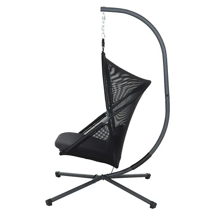 Siena Garden Hängesessel Yobaya mit Schutzhülle - L x B x H: 106 x 123 x 195 cm, Schwarz - Hängesessel mit Stahlrahmen und Netzstoff. Der Stuhl hängt an einer Kette und verfügt über ein bequemes Kissen.
