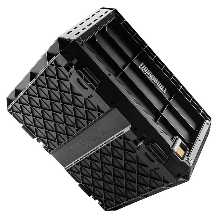 ToughBuilt StackTech Aufbewahrungsbox - L x B x H: 530 x 410 x 290 mm, Kunststoff - Abbildung einer schwarzen ToughBuilt Werkzeugkiste, die robust und stapelbar ist, ideal für die Organisation von Werkzeugen und Zubehör.