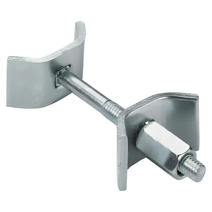Hettich Arbeitsplattenverbinder - Länge: 65 mm - Nahaufnahme einer verstellbaren Rohrschelle aus verzinktem Stahl, die zur Befestigung von Rohren und Leitungen dient. Das Produkt sorgt für Stabilität.