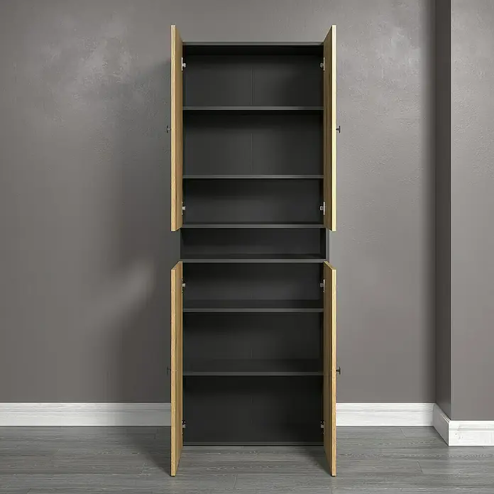Trendteam Niklas Hochschrank - B x T x H: 70 x 31 x 186 cm, Evoke Eiche/Anthrazit, Strukturiert, Mit offenem Fach - Bild eines hohen, zweigeteilten Holzregals mit offenen Türen vor einer grauen Wand.